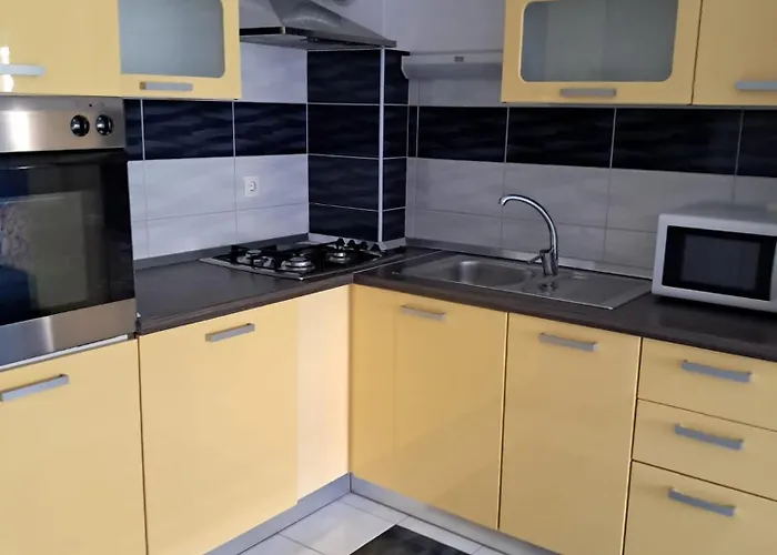 Ivanovic * ماكارسكا