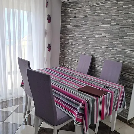 Ivanovic Apartman Makarska